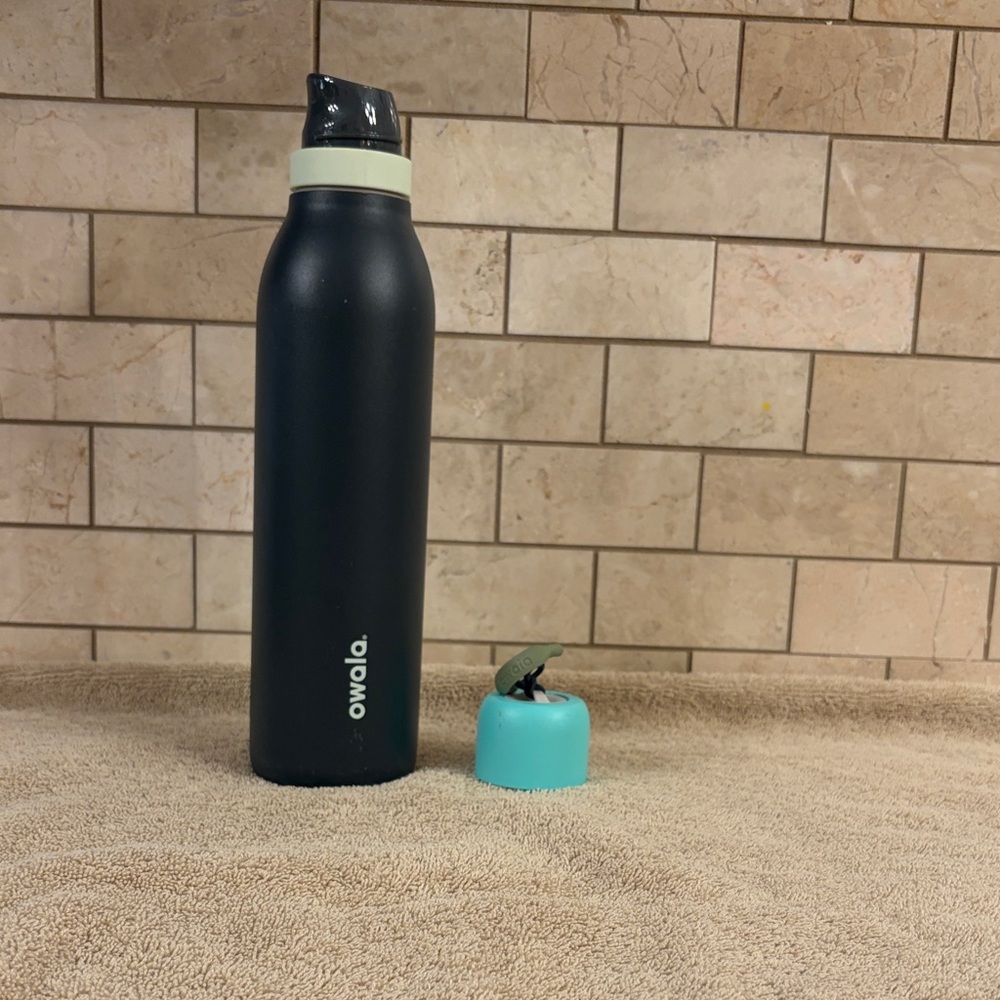 Owala Stainless Steel Water Bottle - Dark Grey or Black with Mint Lid - Picture 2 of 10